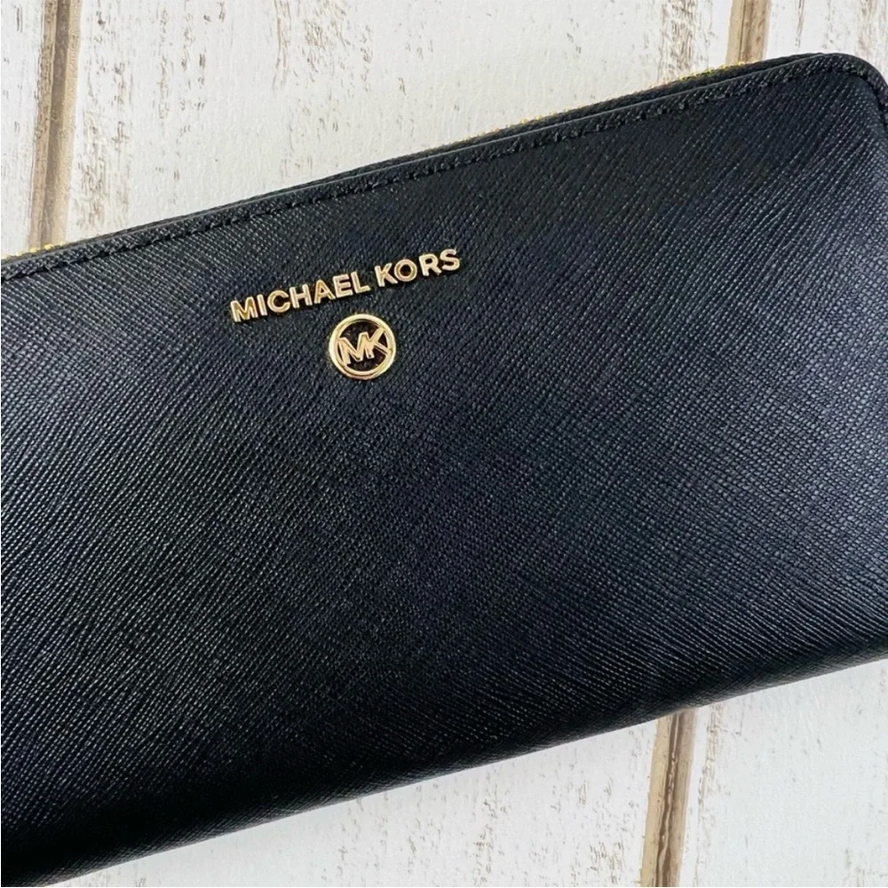 Michael Kors Jet Set Medium Zip Around Wallet Black